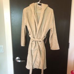 Soft, cozy robe - size s/m